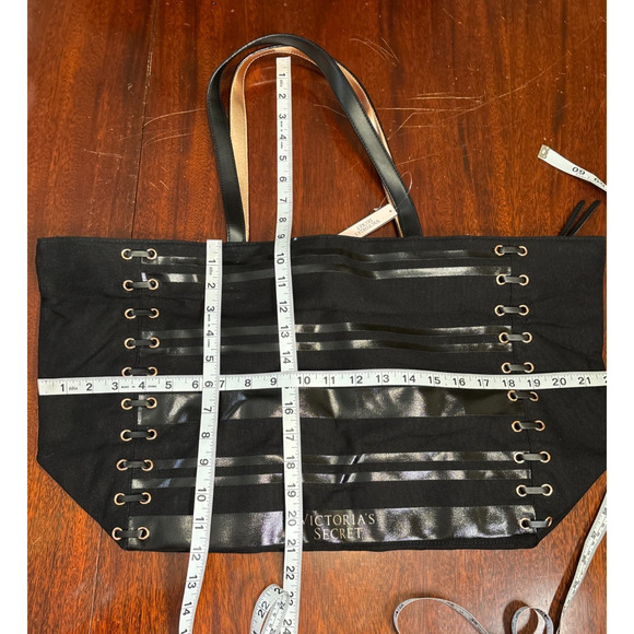Victoria's Secret Weekender Tote Bag Large Black Zipper Top Travel Gym Commute - Picture 6 of 8